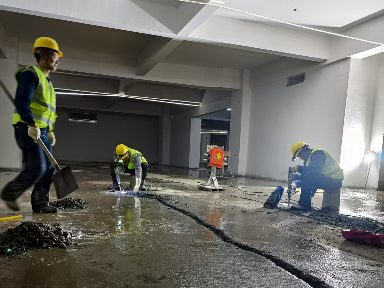 地下室堵漏水泥基渗透结晶材料