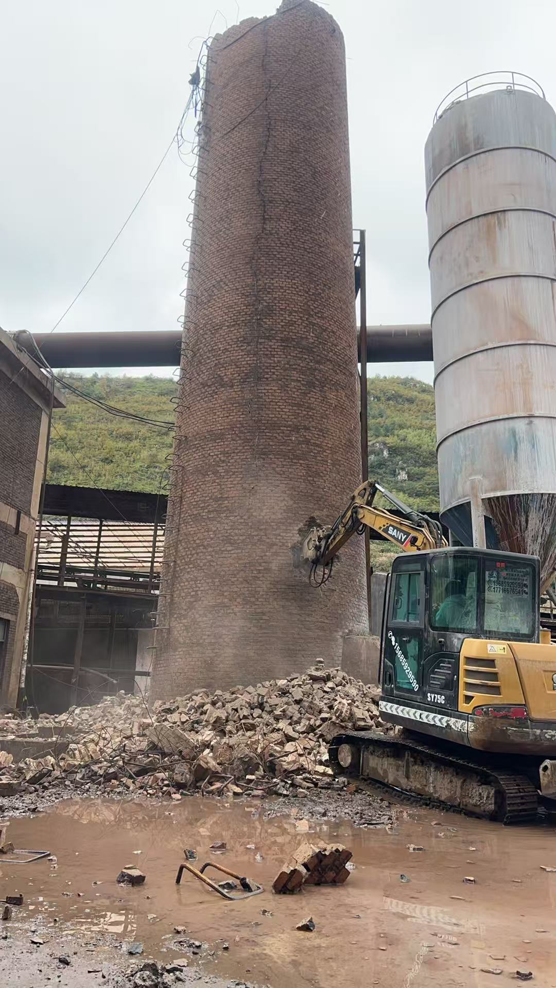 砖烟囱机械拆除适用场景