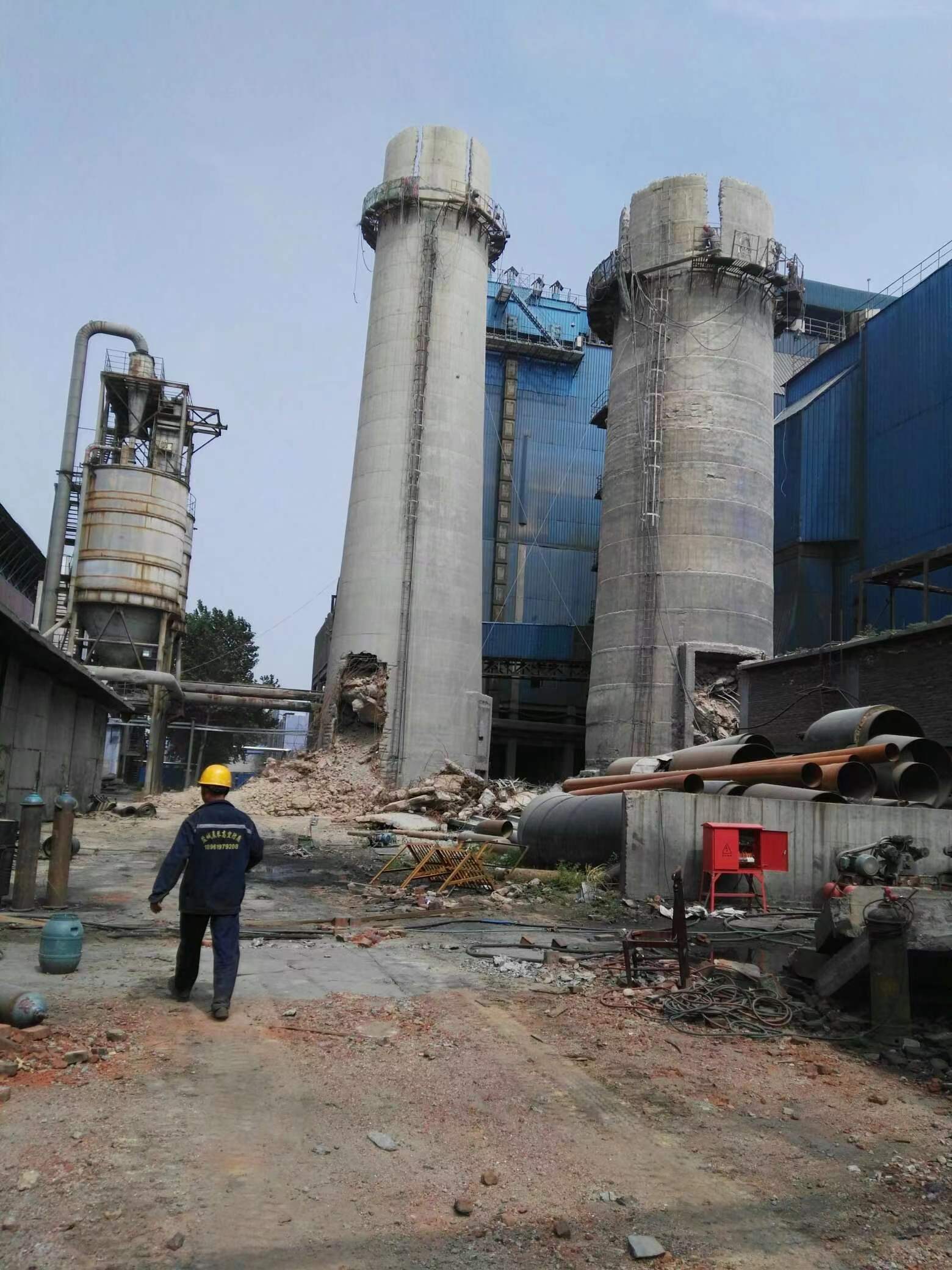 拆除砖烟囱前的准备工作